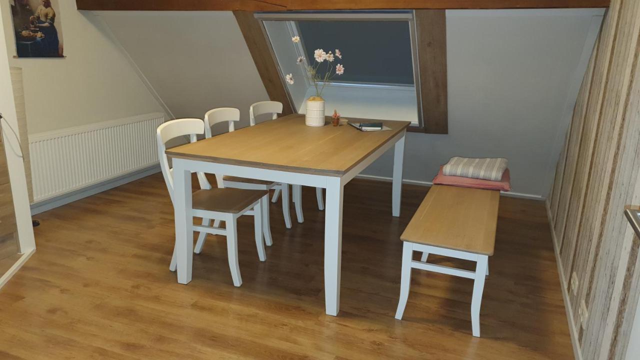 De Stjelp Bed & Breakfast Dongjum Bagian luar foto